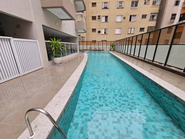 #626 - Apartamento para Venda em Santos - SP