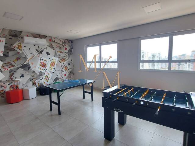 #650 - Apartamento para Venda em Santos - SP