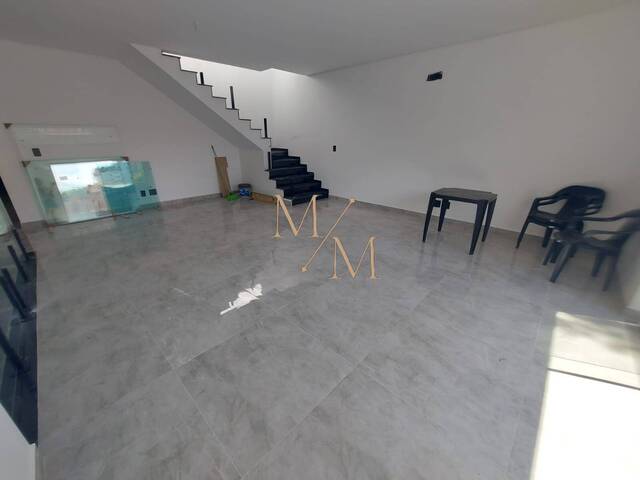 #296 - Casa para Venda em Santos - SP