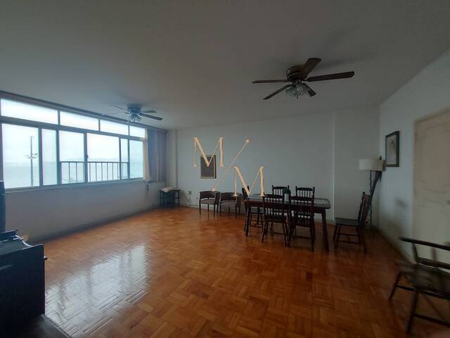 #300 - Apartamento para Venda em Santos - SP