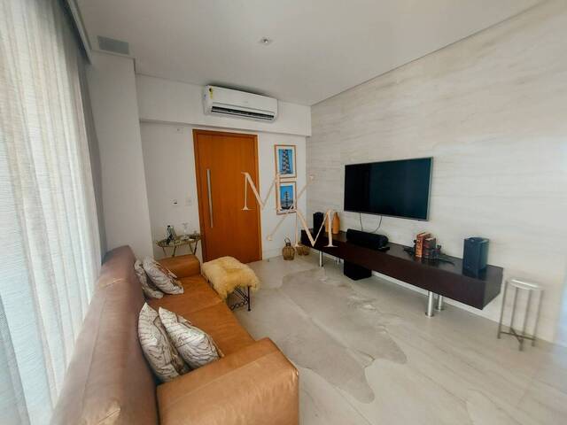 #390 - Apartamento para Venda em Santos - SP