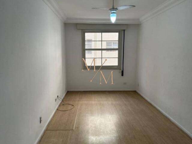 Apartamento para Venda em Santos - 2