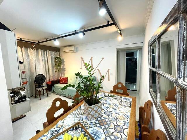 Apartamento para Venda em Santos - 2