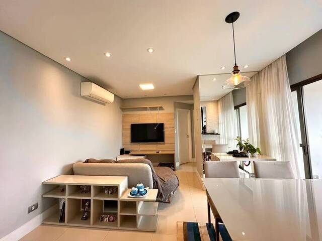 Apartamento para Venda em Santos - 2