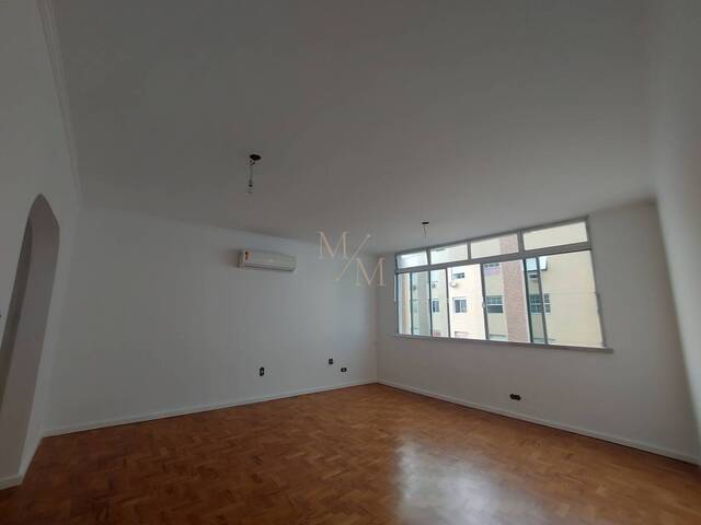 Apartamento para Venda em Santos - 2