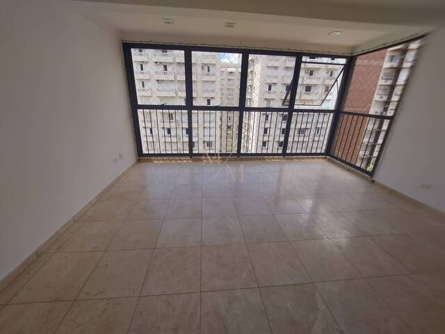 Apartamento para Venda em Santos - 2