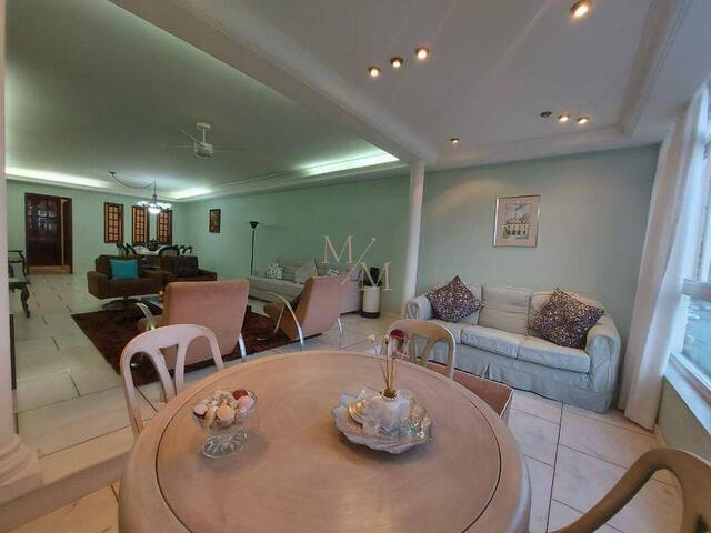Apartamento para Venda em Santos - 2