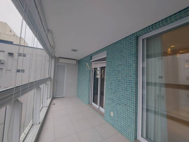 #597 - Apartamento para Venda em Santos - SP