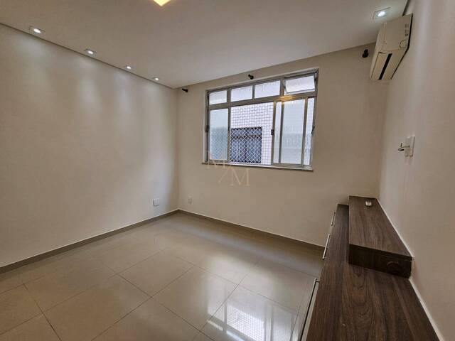 #603 - Apartamento para Venda em Santos - SP