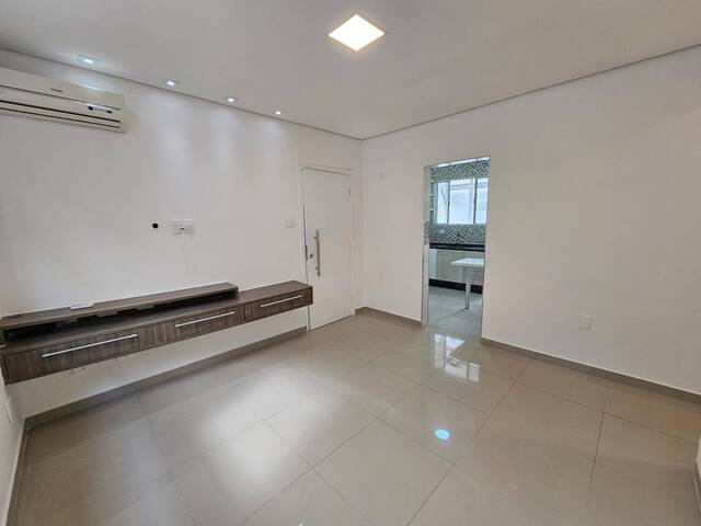 Apartamento para Venda em Santos - 2