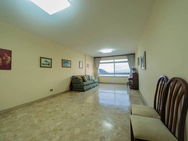 #652 - Apartamento para Venda em Santos - SP - 1