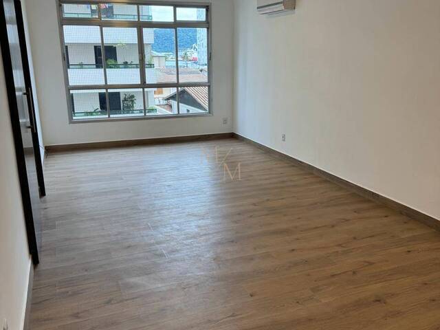 #657 - Apartamento para Venda em Santos - SP