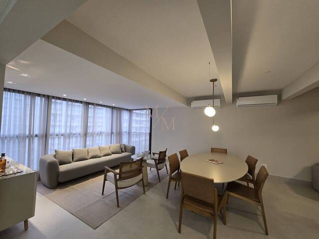 Apartamento para Venda em Santos - 2