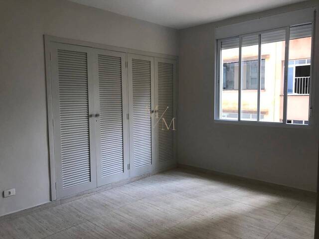 Apartamento para Venda em Santos - 4