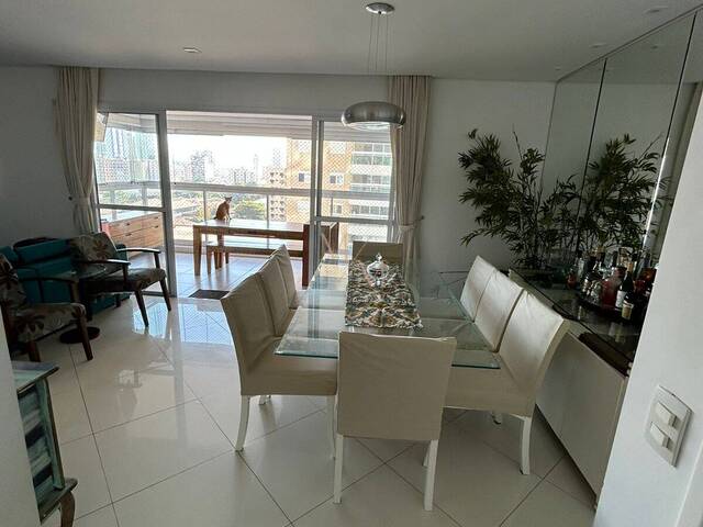 Apartamento para Venda em Santos - 2