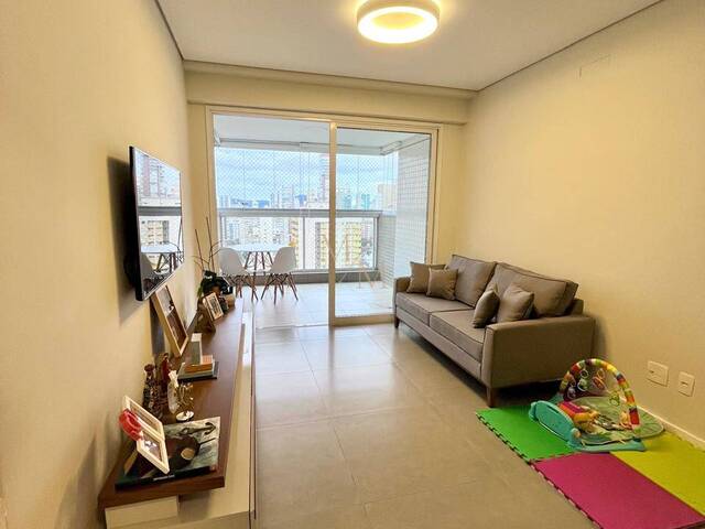 #746 - Apartamento para Venda em Santos - SP