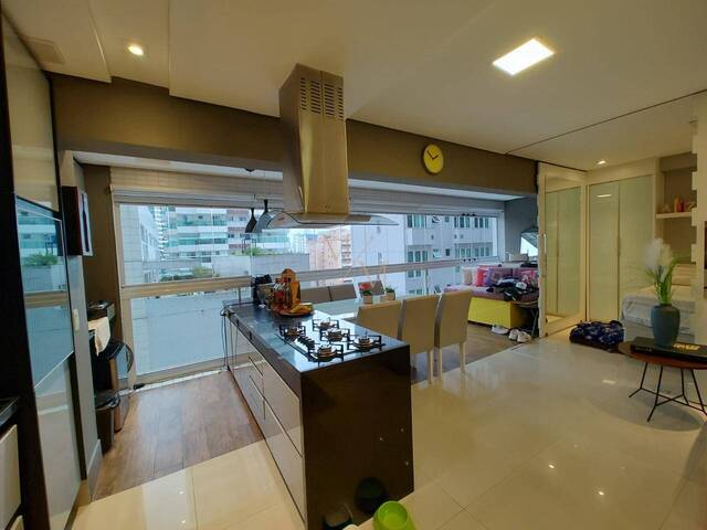 #762 - Apartamento para Venda em Santos - SP