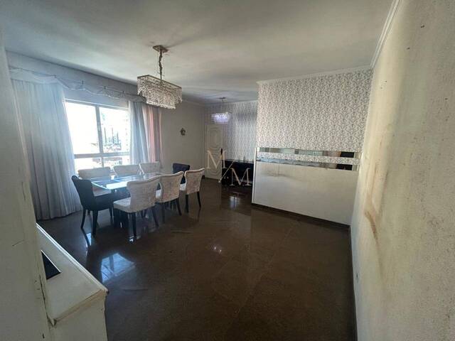 #765 - Apartamento para Venda em Santos - SP