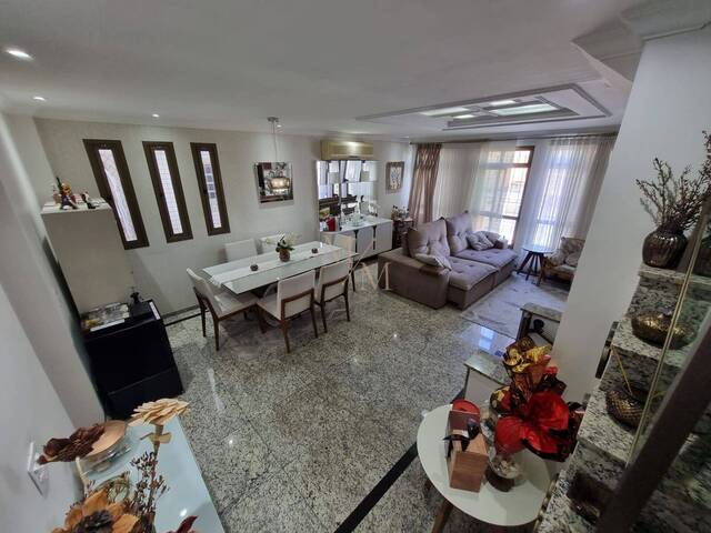 Casa para Venda em Santos - 1