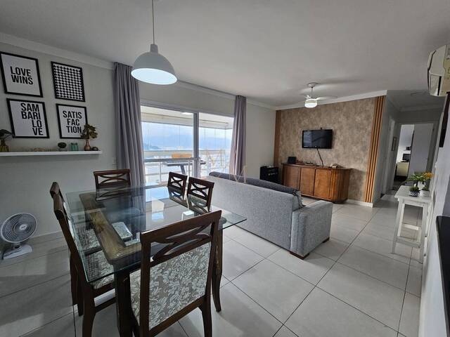 #565 - Apartamento para Venda em Santos - SP