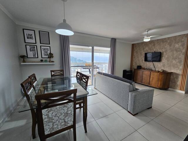 #565 - Apartamento para Venda em Santos - SP