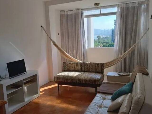 #807 - Apartamento para Venda em Santos - SP