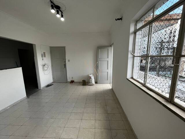 #825 - Apartamento para Venda em Santos - SP