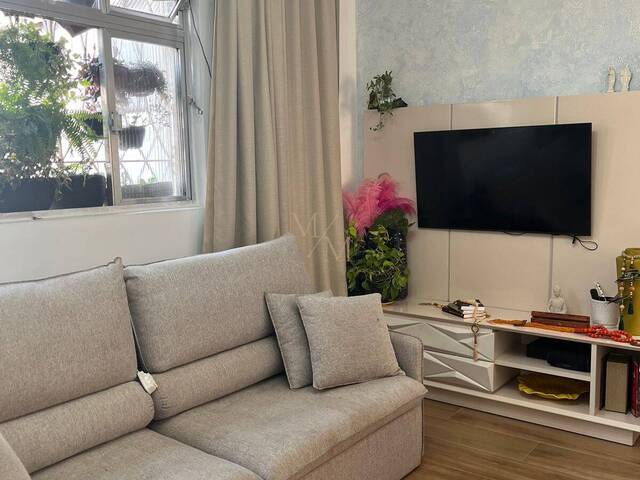 #829 - Apartamento para Venda em Santos - SP