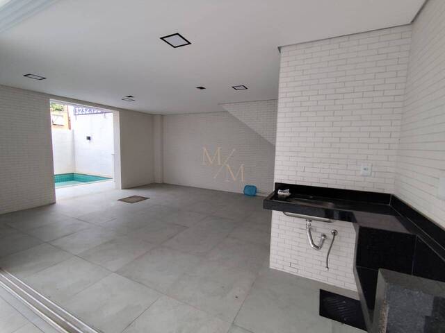 #288 - Casa para Venda em Santos - SP