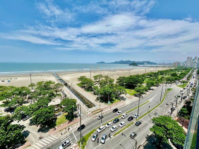 #835 - Apartamento para Venda em Santos - SP