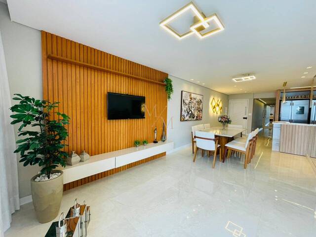 Apartamento para Venda em Santos - 2