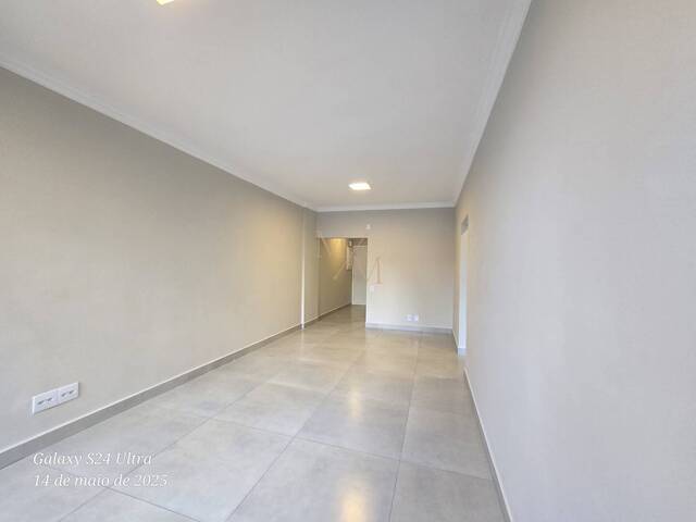 Apartamento para Venda em Santos - 3