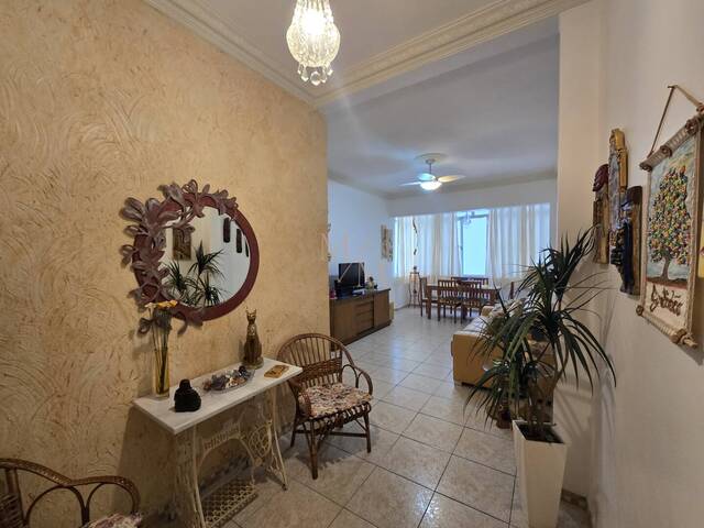 #1050 - Apartamento para Venda em Santos - SP