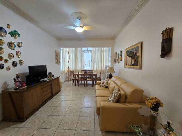#1050 - Apartamento para Venda em Santos - SP
