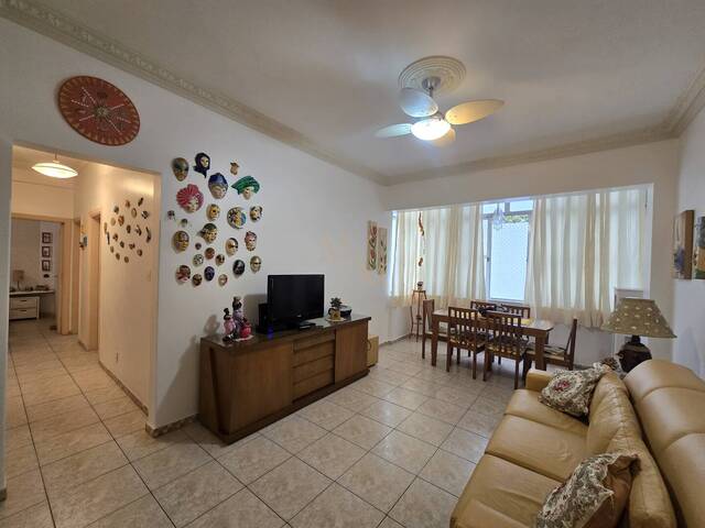 #1050 - Apartamento para Venda em Santos - SP