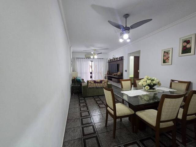 #1052 - Apartamento para Venda em Santos - SP
