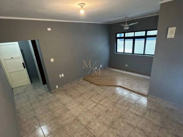 Apartamento para Venda em Santos - 2