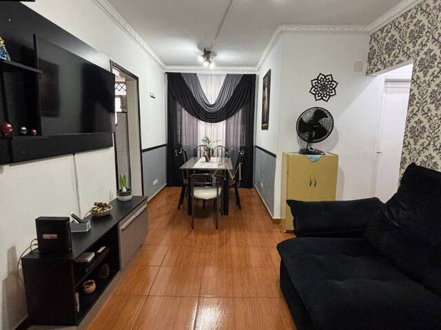 #1100 - Apartamento para Venda em Santos - SP - 1