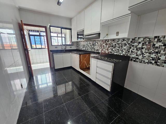 #1110 - Apartamento para Venda em Santos - SP - 3