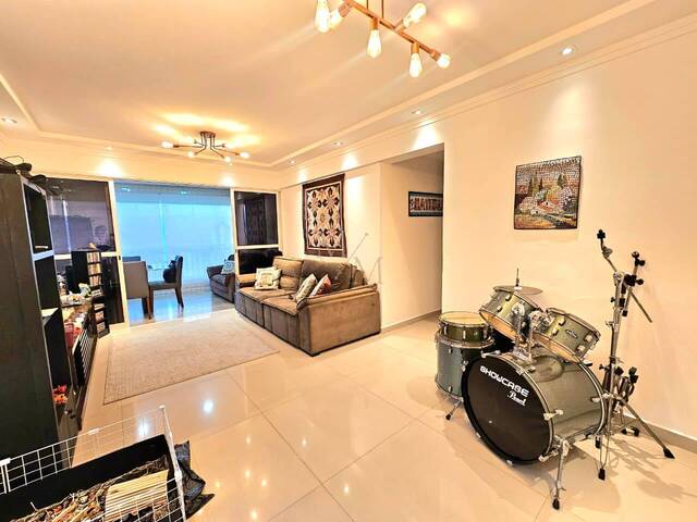 #1120 - Apartamento para Venda em Santos - SP - 2