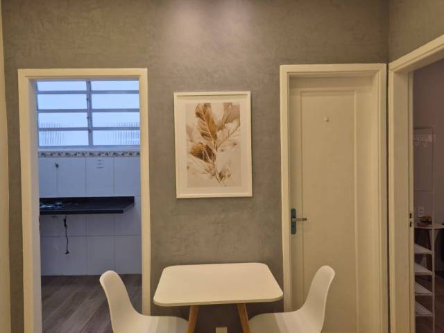 #1160 - Apartamento para Venda em Santos - SP - 2