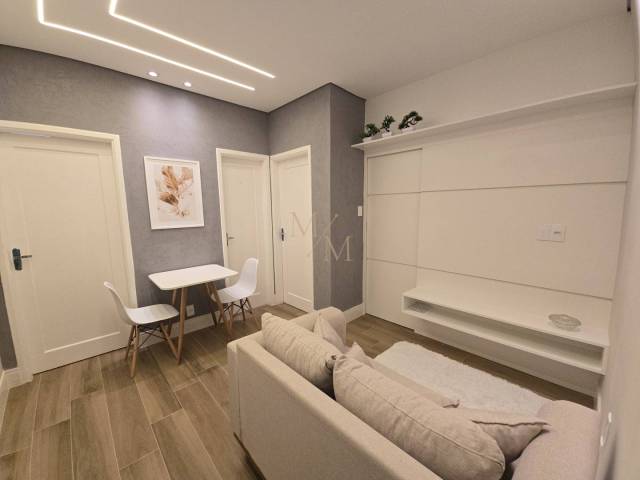 #1160 - Apartamento para Venda em Santos - SP