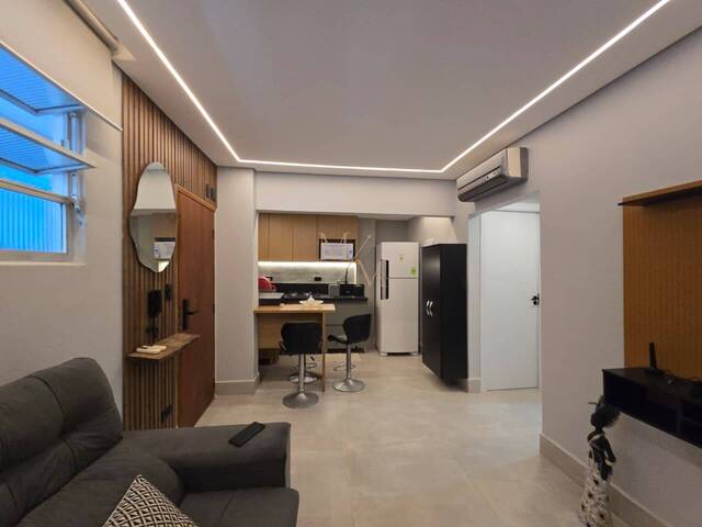 Apartamento para Venda em Santos - 2