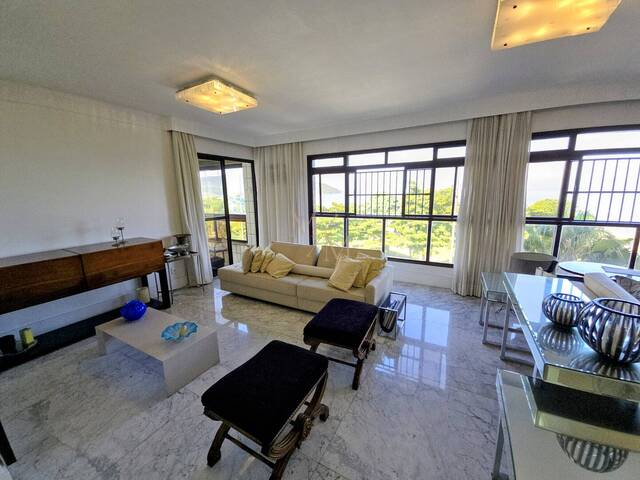 Apartamento para Venda em Santos - 2