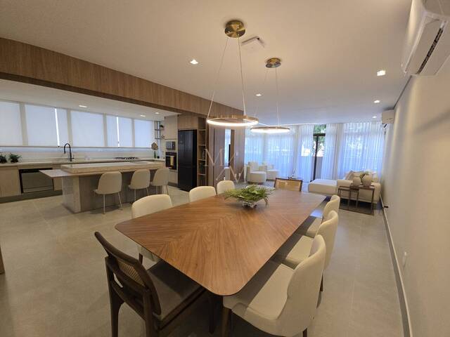 Apartamento para Venda em Santos - 4