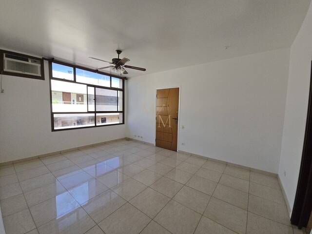 Apartamento para Venda em Santos - 2