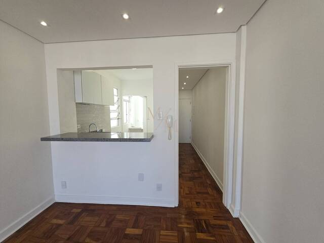 Apartamento para Venda em Santos - 4