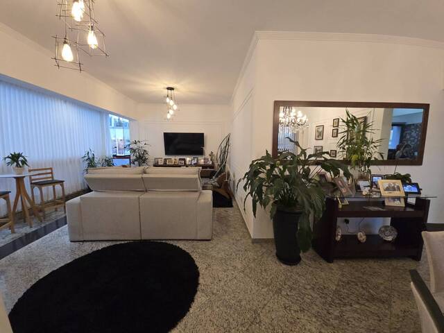 Apartamento para Venda em Santos - 2