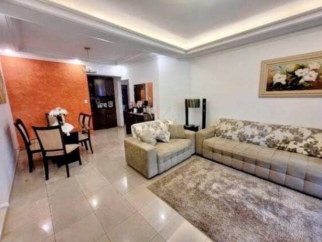 Apartamento para Venda em Santos - 2