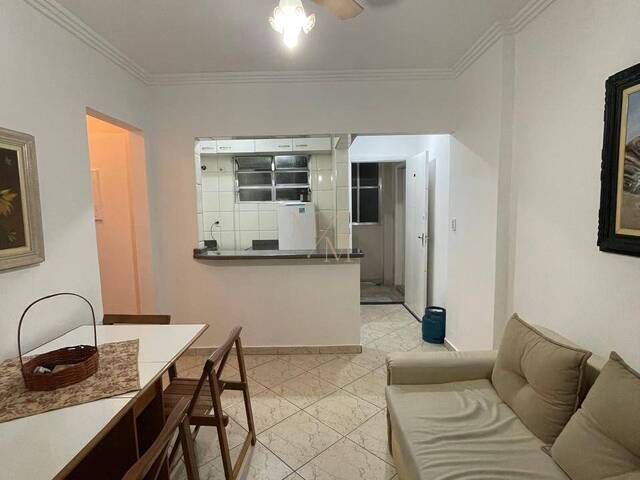 #1320 - Apartamento para Venda em Santos - SP